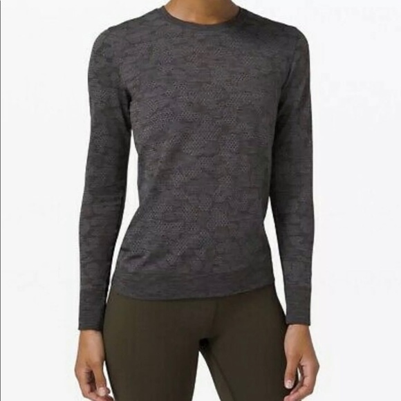 Lululemon Breeze By Long Sleeve Polar Spots Lunar Rock/Graphite Grey Size 8 - Picture 2 of 5